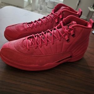 Jordan 12s All red New never worn (no box) Men's size-11.5